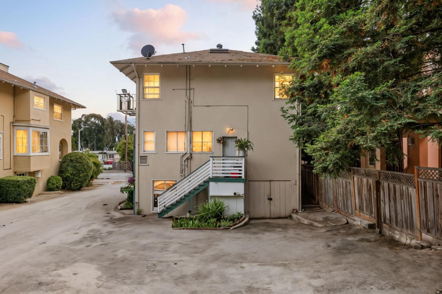 Detail Gallery Image 4 of 44 For 119 E Poplar Ave, San Mateo,  CA 94401 - – Beds | – Baths