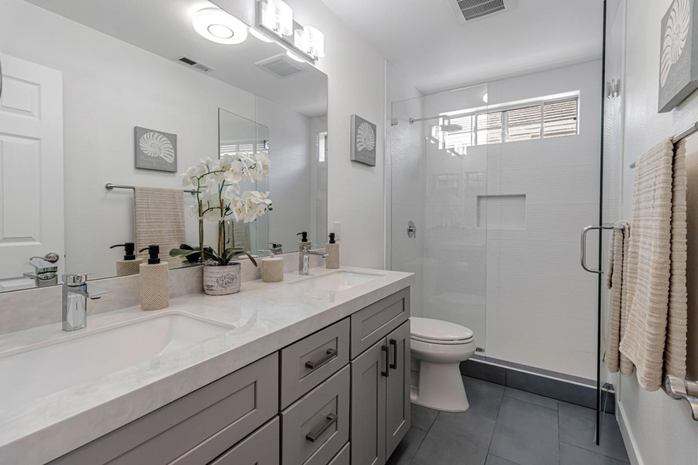 Detail Gallery Image 39 of 62 For 2871 Rubino Cir, San Jose,  CA 95125 - 4 Beds | 2/1 Baths