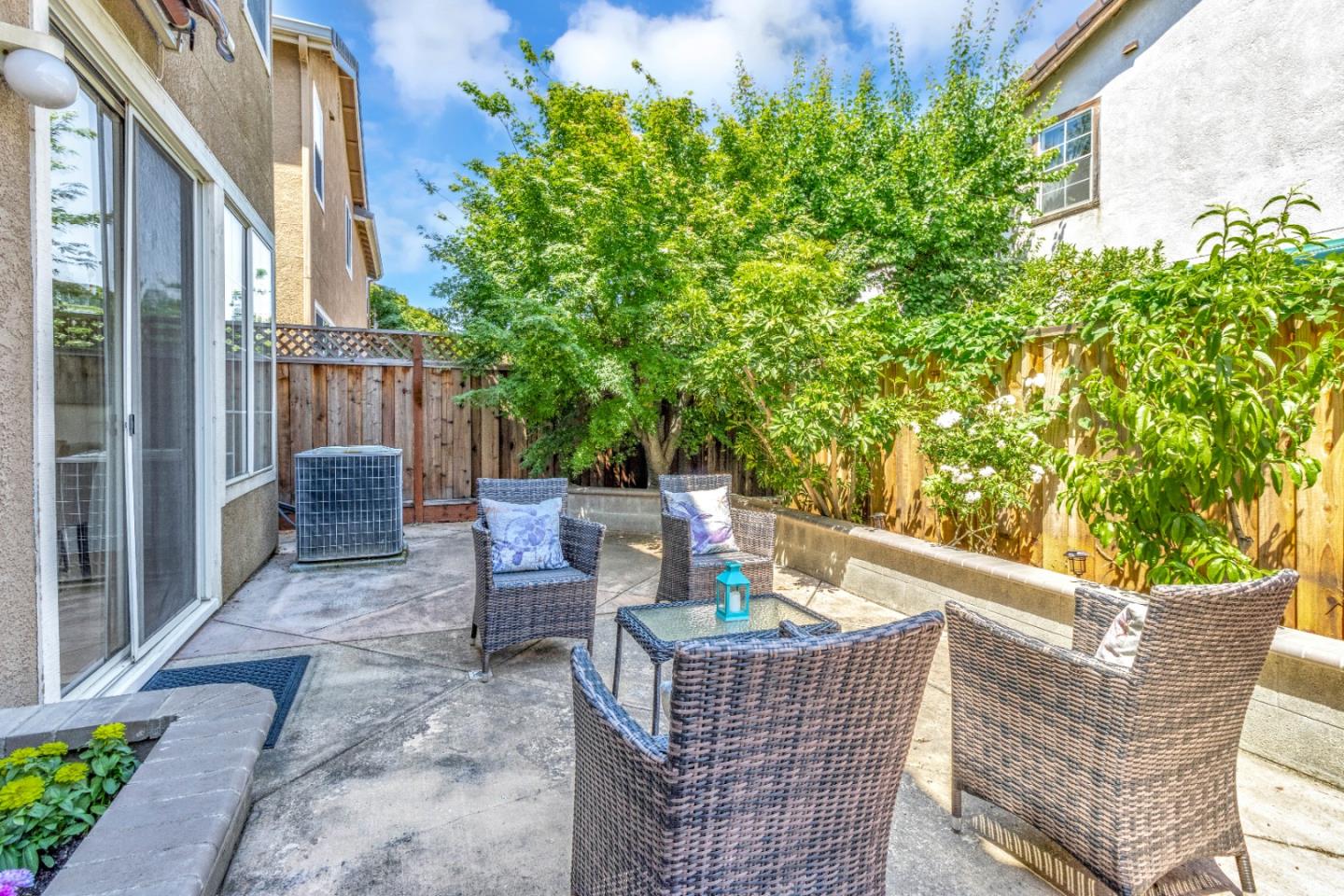 Detail Gallery Image 43 of 62 For 2871 Rubino Cir, San Jose,  CA 95125 - 4 Beds | 2/1 Baths