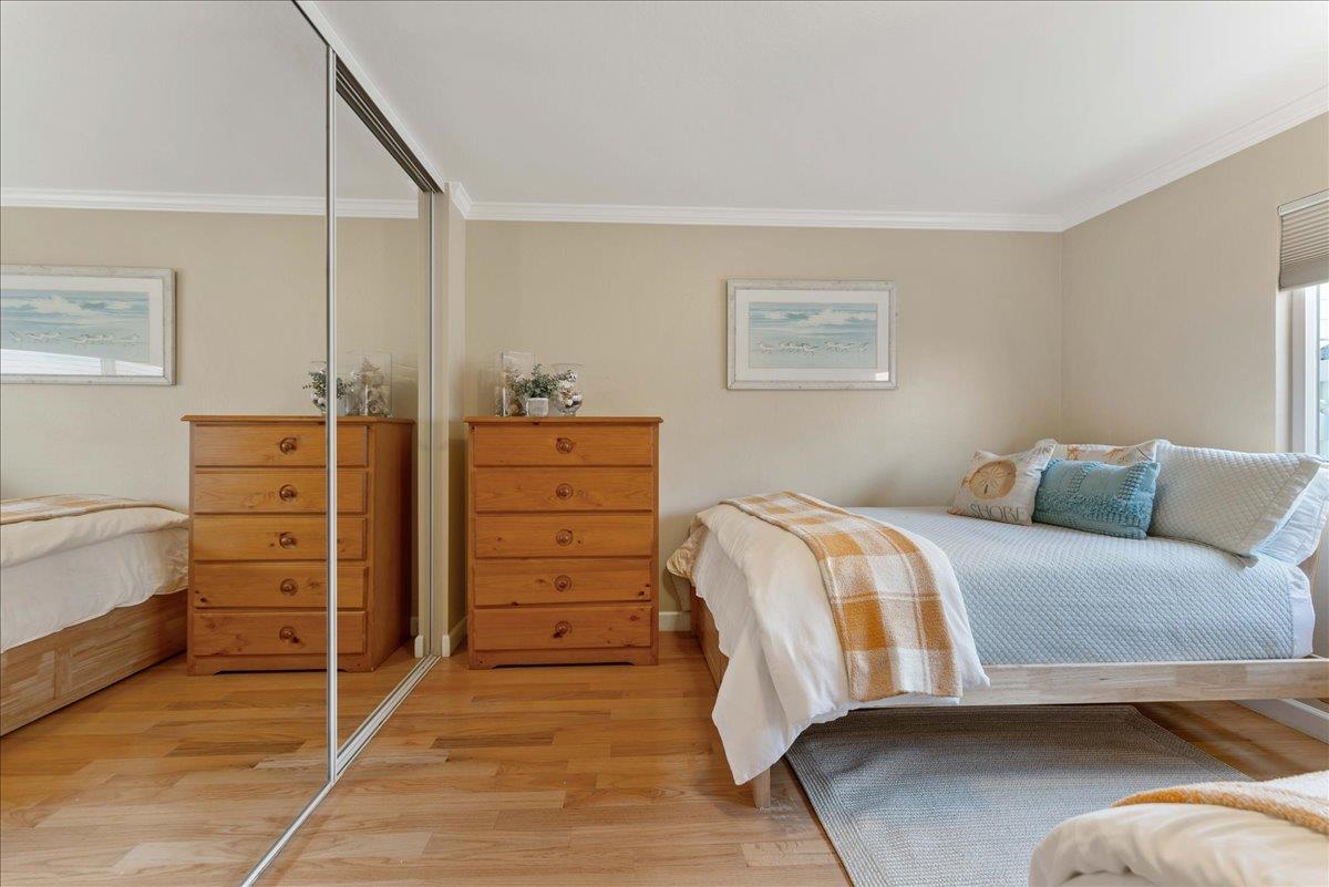 Detail Gallery Image 16 of 36 For 208 Stockton Ave, Capitola,  CA 95010 - – Beds | – Baths