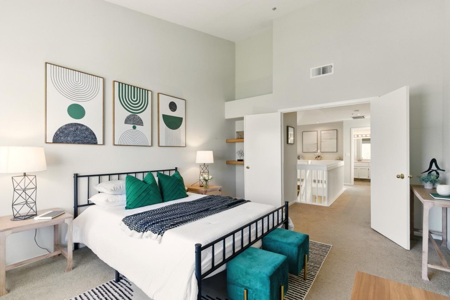 Detail Gallery Image 25 of 47 For 583 Shoal Cir, Redwood Shores,  CA 94065 - 2 Beds | 2/1 Baths