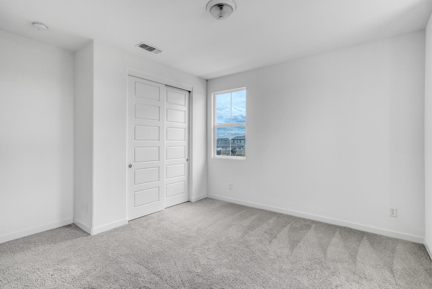 Detail Gallery Image 20 of 49 For 15954 Testarossa St, Lathrop,  CA 95330 - 4 Beds | 3 Baths