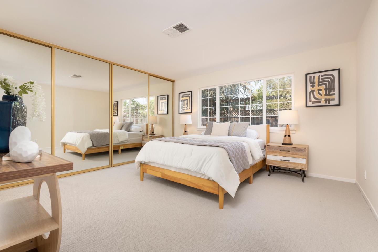 Detail Gallery Image 12 of 19 For 1725 Grizilo Dr, San Jose,  CA 95124 - 4 Beds | 2 Baths