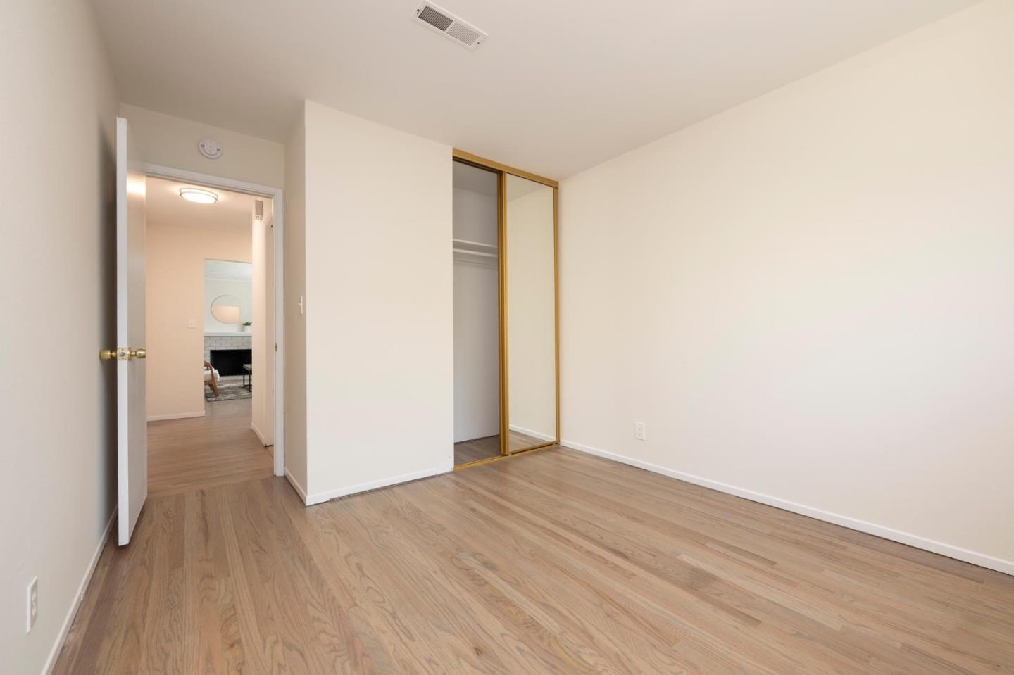 Detail Gallery Image 16 of 19 For 1725 Grizilo Dr, San Jose,  CA 95124 - 4 Beds | 2 Baths