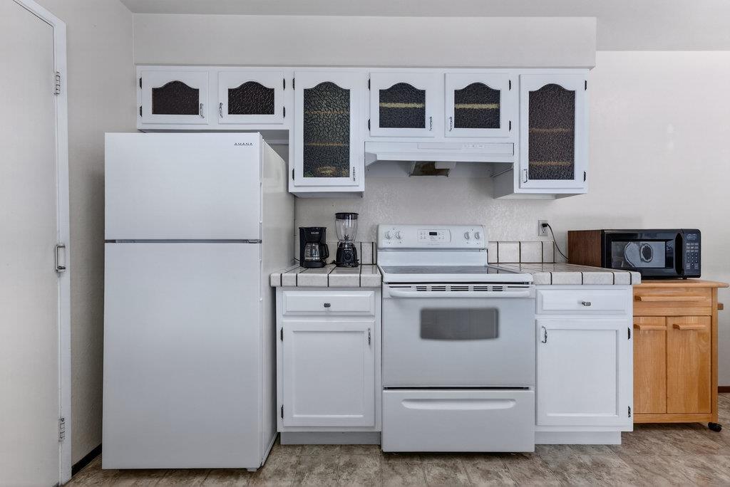 Detail Gallery Image 12 of 24 For 486 Cloudview Dr, Watsonville,  CA 95076 - 2 Beds | 2 Baths