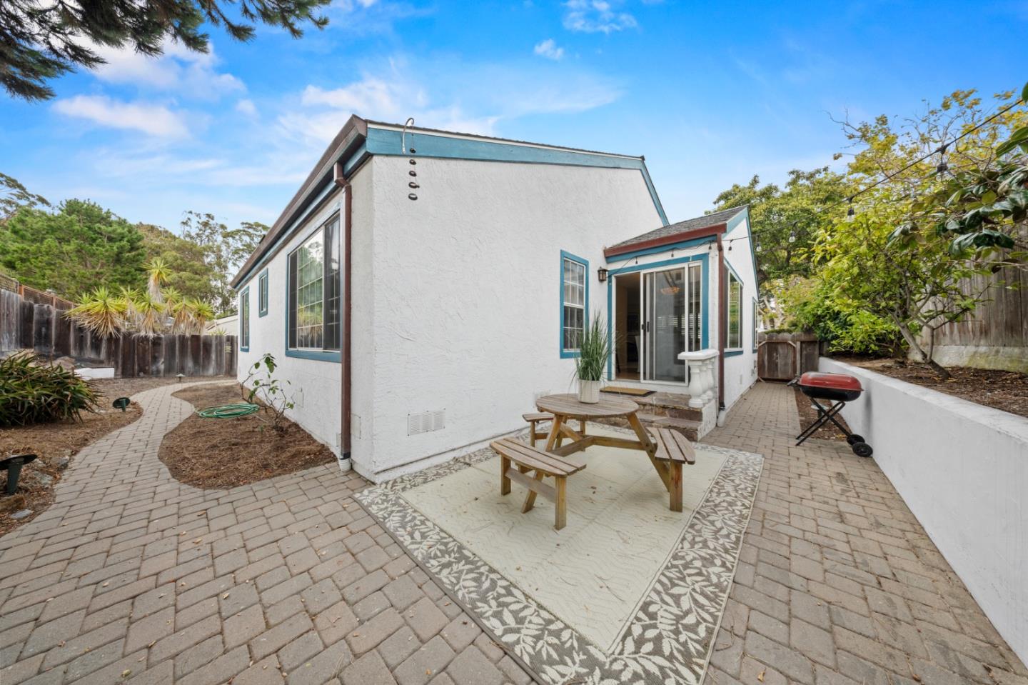Detail Gallery Image 20 of 22 For 4 Primrose Cir, Seaside,  CA 93955 - 3 Beds | 2 Baths