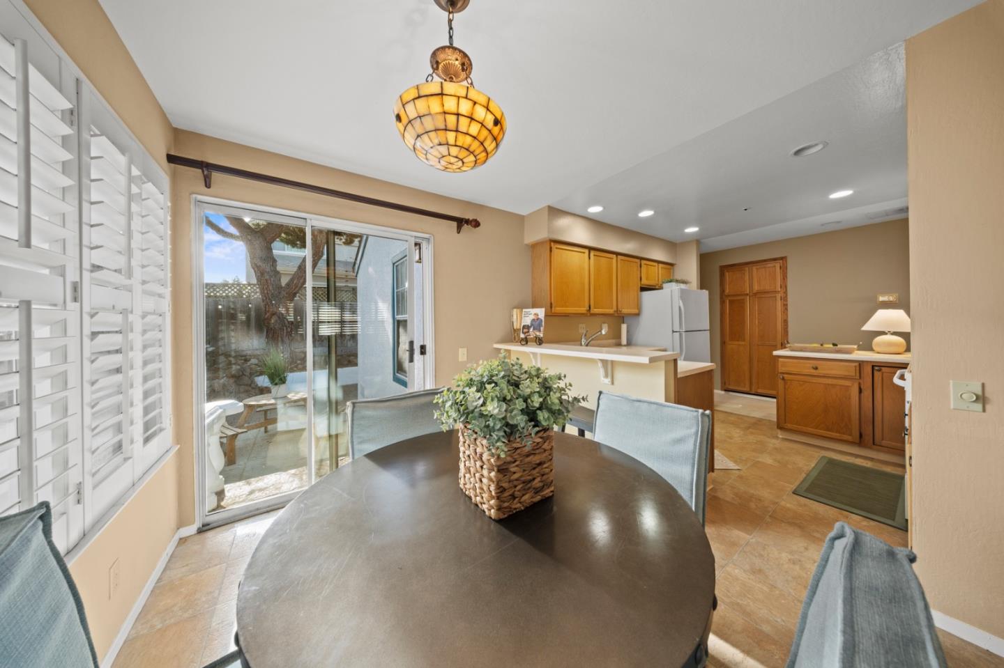 Detail Gallery Image 6 of 22 For 4 Primrose Cir, Seaside,  CA 93955 - 3 Beds | 2 Baths
