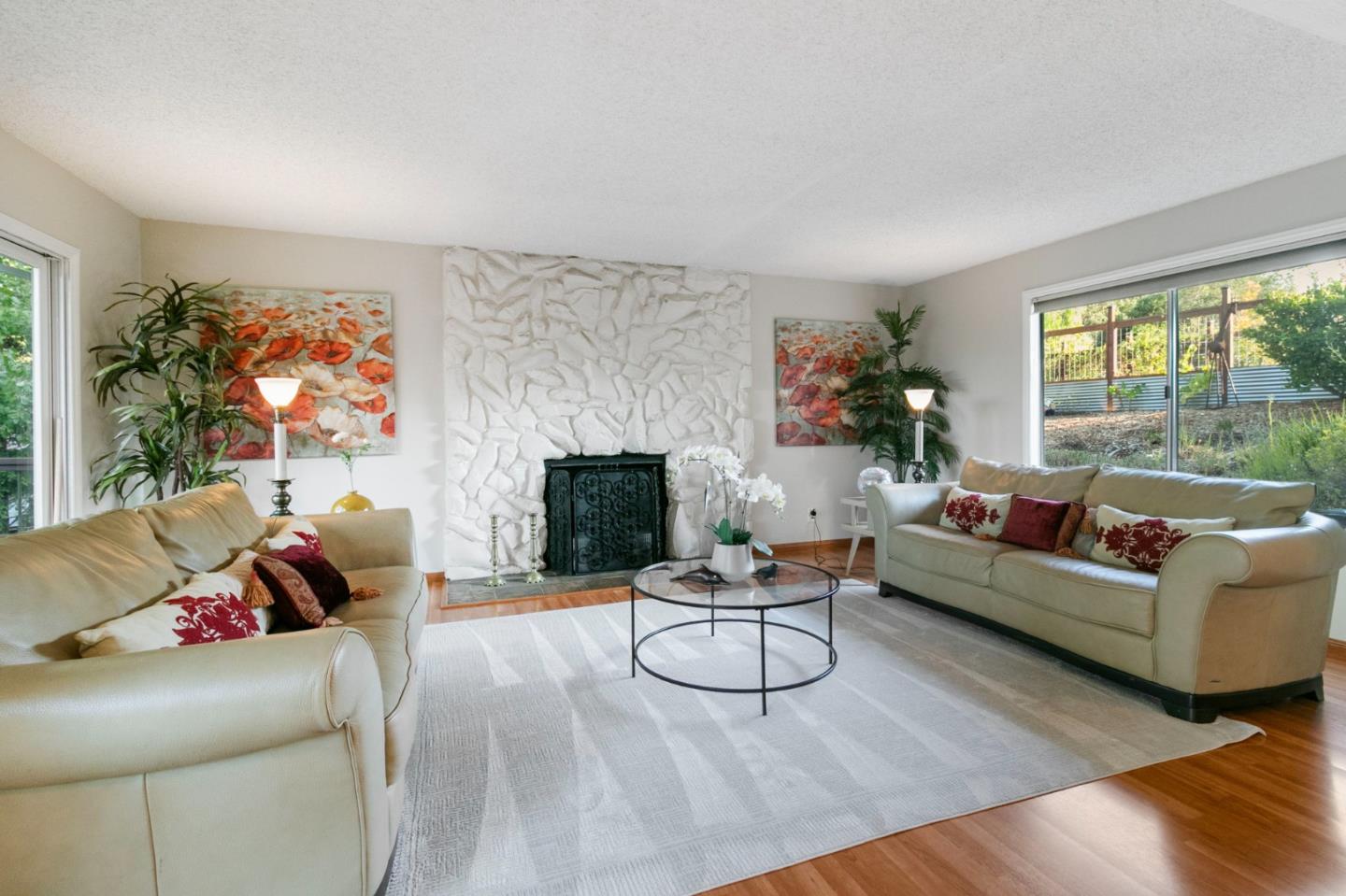 Detail Gallery Image 15 of 54 For 878 Hillcrest Dr, Redwood City,  CA 94062 - 5 Beds | 4 Baths