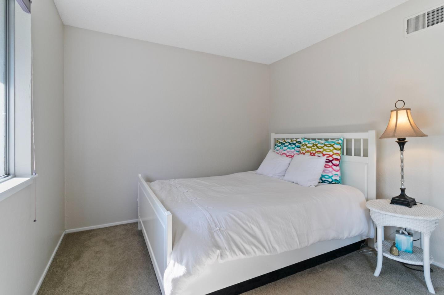 Detail Gallery Image 24 of 54 For 878 Hillcrest Dr, Redwood City,  CA 94062 - 5 Beds | 4 Baths