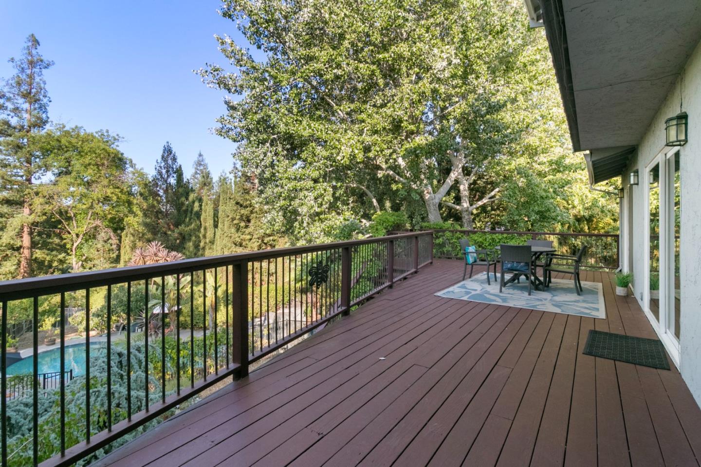 Detail Gallery Image 41 of 54 For 878 Hillcrest Dr, Redwood City,  CA 94062 - 5 Beds | 4 Baths
