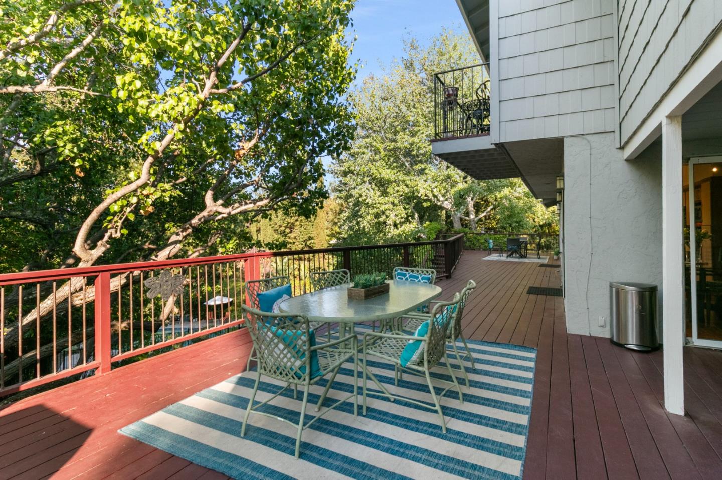 Detail Gallery Image 42 of 54 For 878 Hillcrest Dr, Redwood City,  CA 94062 - 5 Beds | 4 Baths