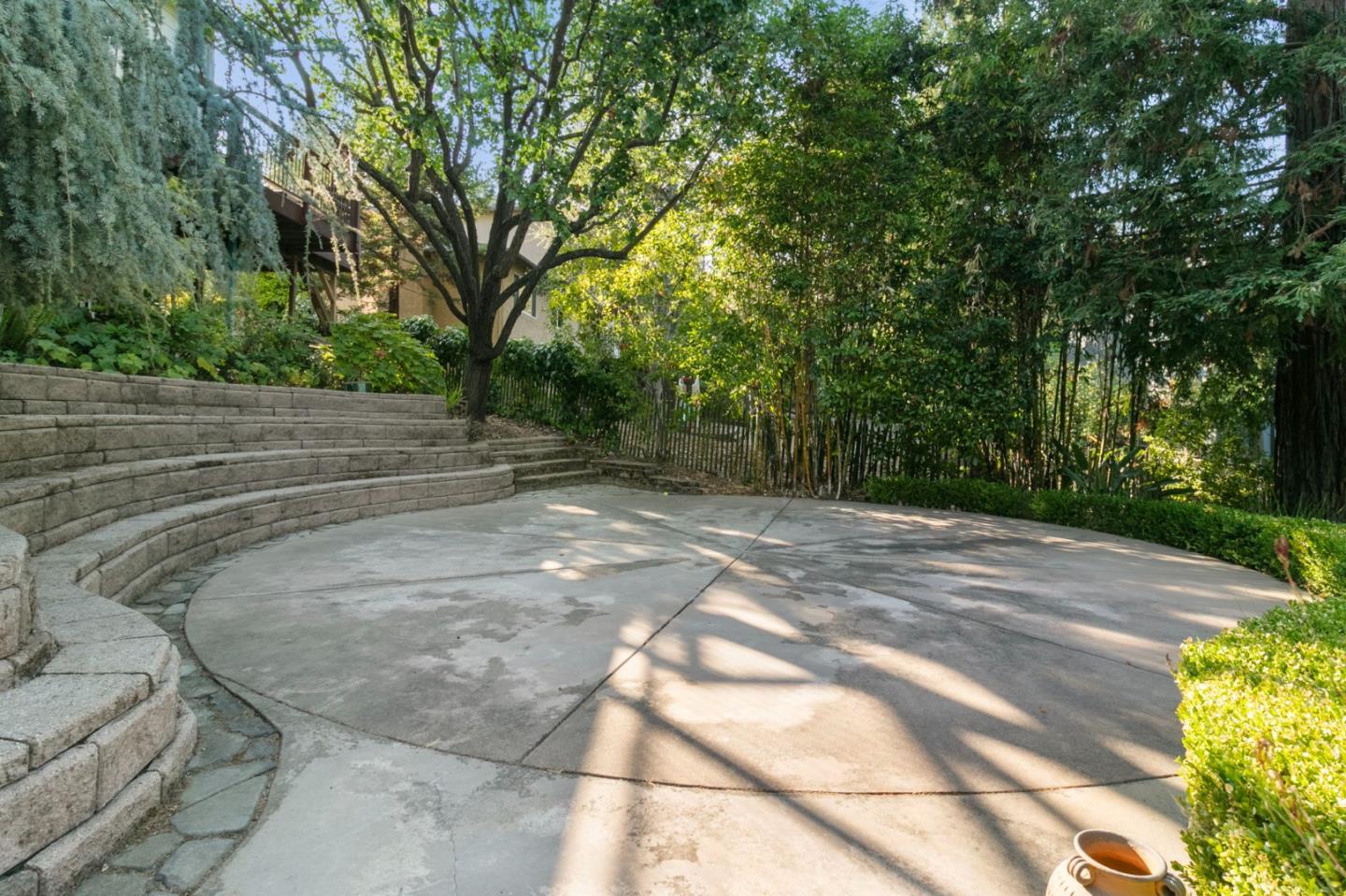 Detail Gallery Image 46 of 54 For 878 Hillcrest Dr, Redwood City,  CA 94062 - 5 Beds | 4 Baths