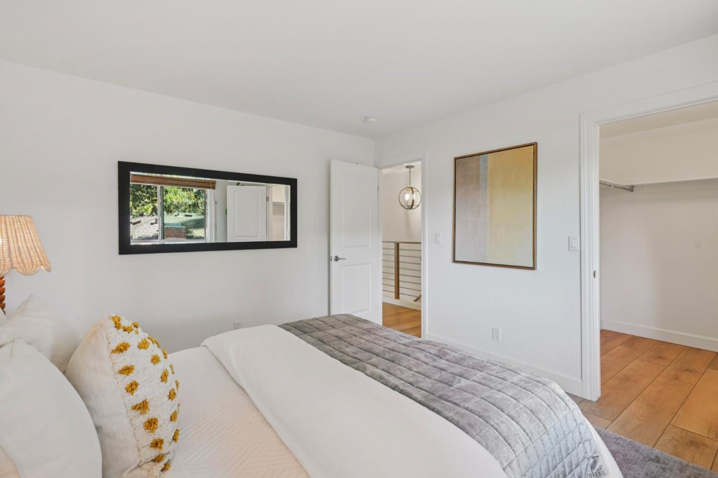 Detail Gallery Image 28 of 41 For 610 Gilbert Ave #2,  Menlo Park,  CA 94025 - 2 Beds | 1/1 Baths