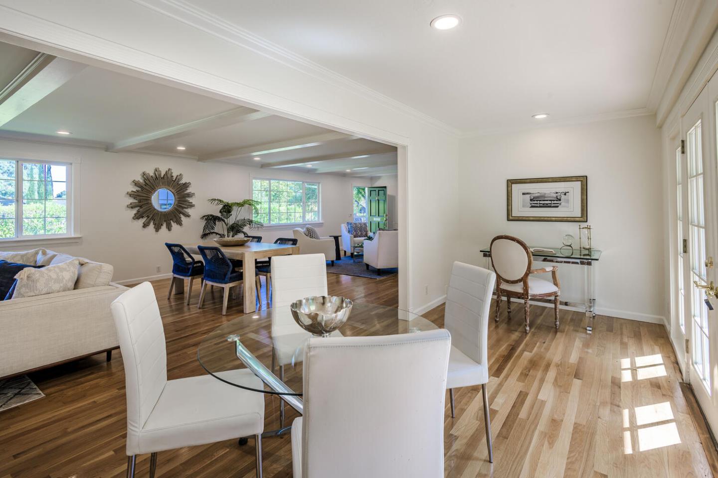 Detail Gallery Image 14 of 38 For 1597 Edgewood Dr, Palo Alto,  CA 94303 - 3 Beds | 2/1 Baths