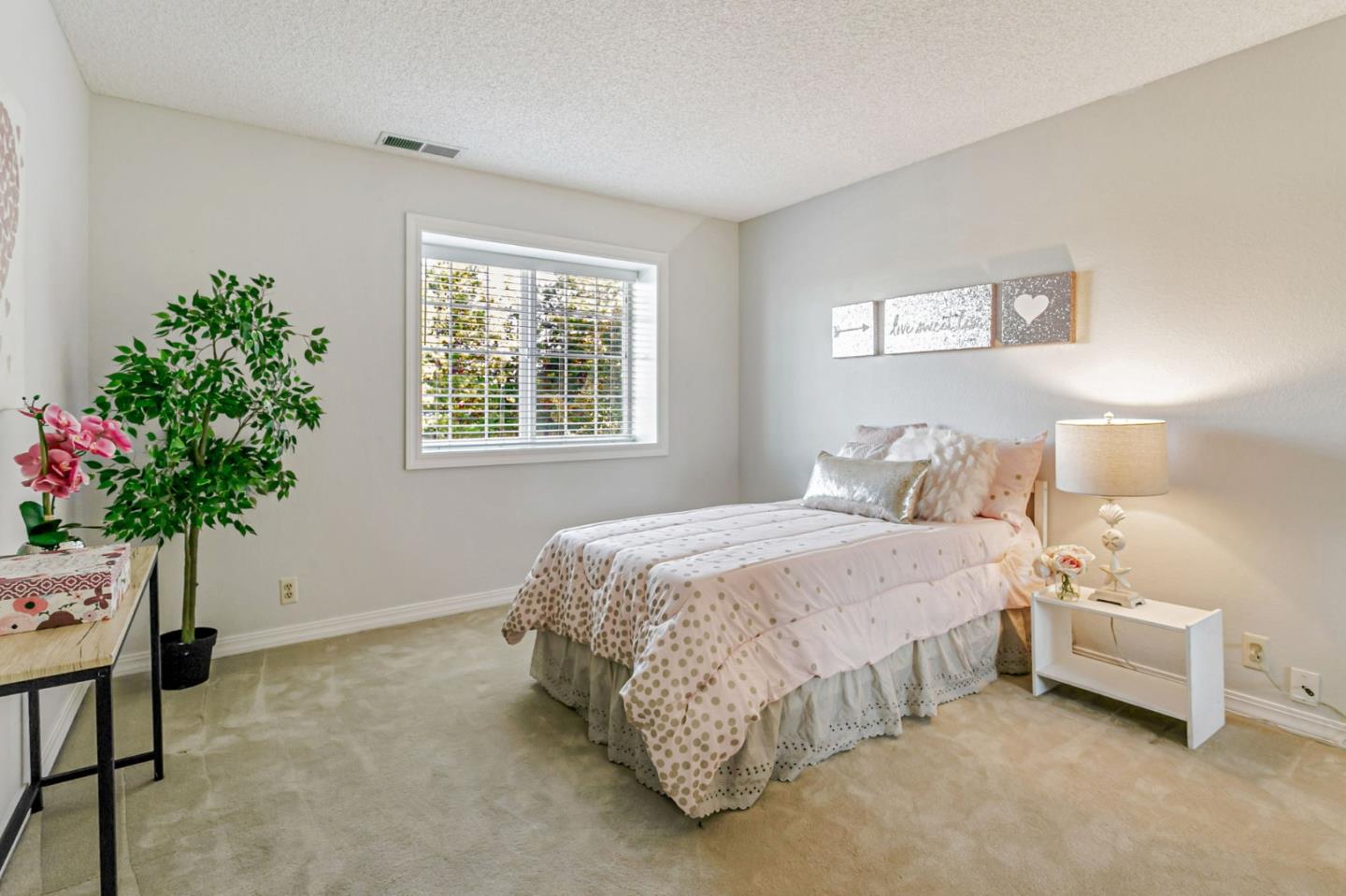 Detail Gallery Image 19 of 42 For 10309 Mcklintock Ln, Cupertino,  CA 95014 - 4 Beds | 2/1 Baths