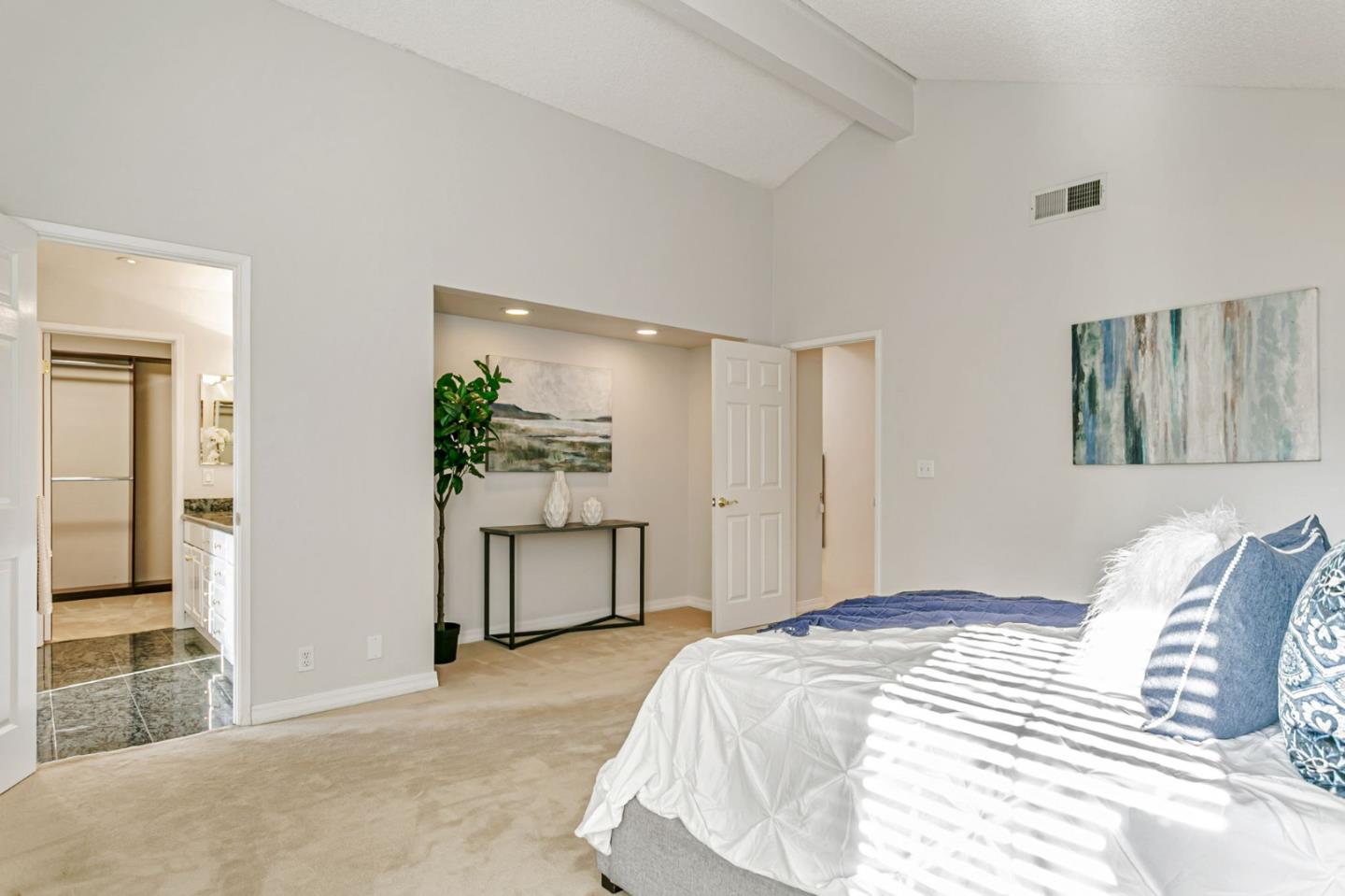 Detail Gallery Image 24 of 42 For 10309 Mcklintock Ln, Cupertino,  CA 95014 - 4 Beds | 2/1 Baths