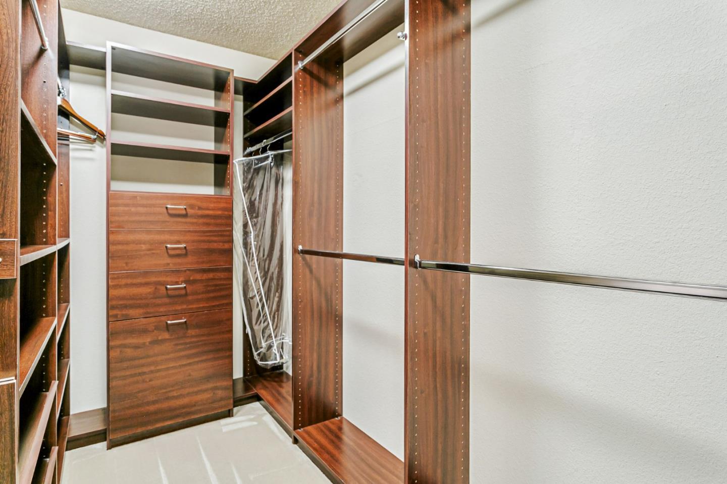 Detail Gallery Image 28 of 42 For 10309 Mcklintock Ln, Cupertino,  CA 95014 - 4 Beds | 2/1 Baths