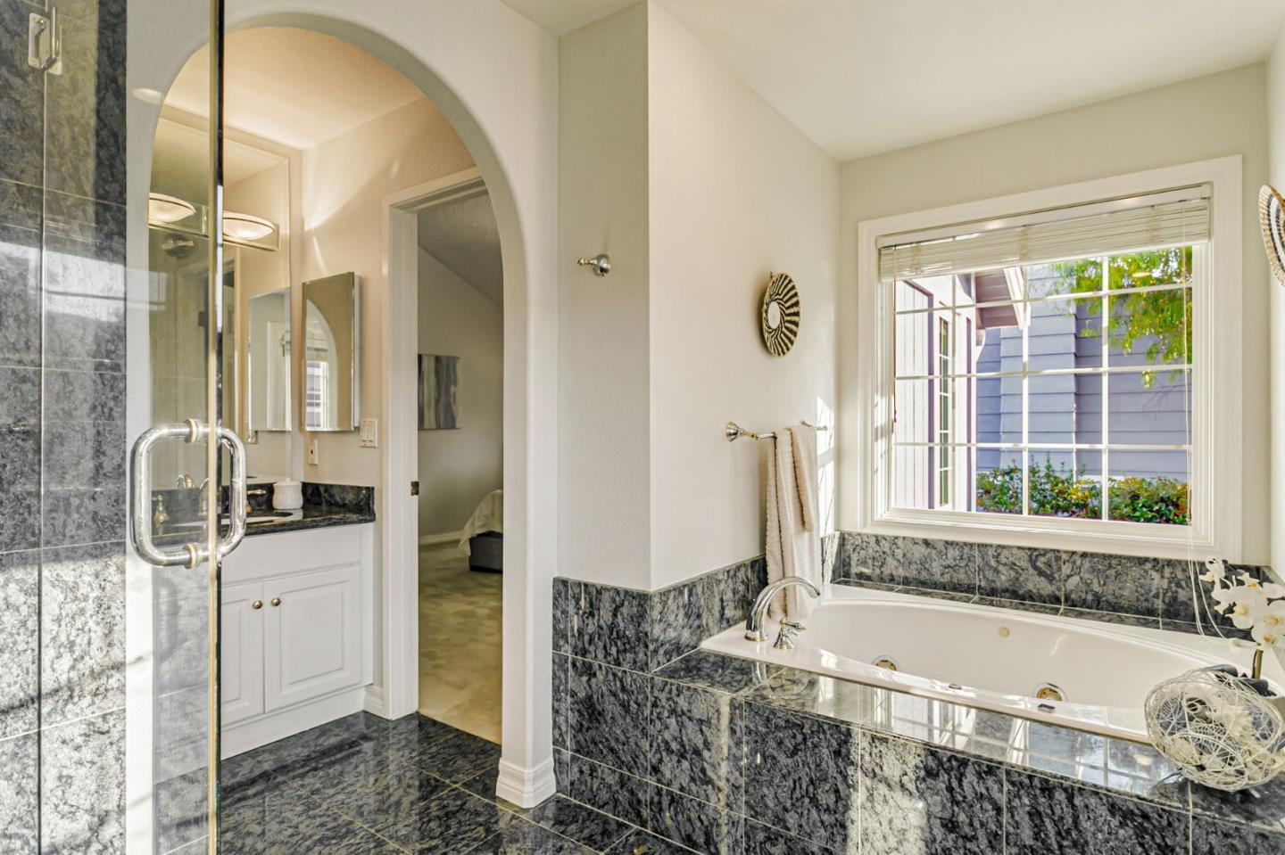 Detail Gallery Image 33 of 42 For 10309 Mcklintock Ln, Cupertino,  CA 95014 - 4 Beds | 2/1 Baths