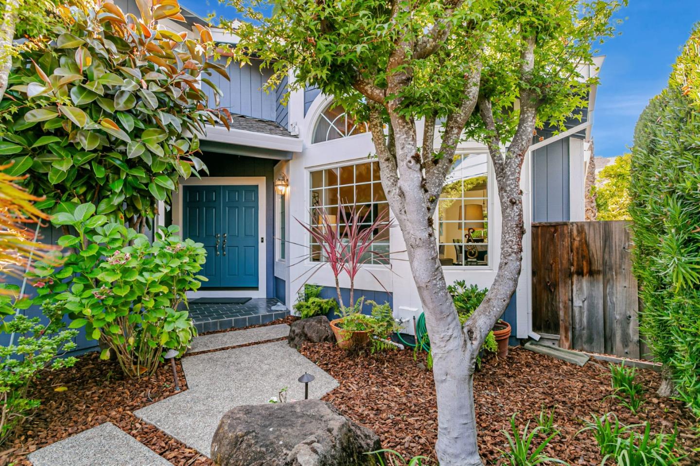 Detail Gallery Image 4 of 42 For 10309 Mcklintock Ln, Cupertino,  CA 95014 - 4 Beds | 2/1 Baths