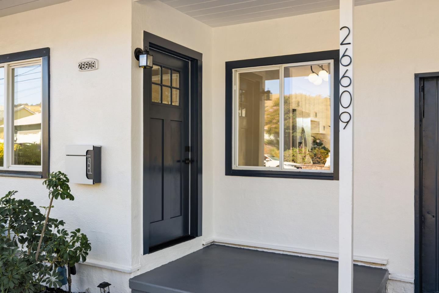 Detail Gallery Image 6 of 50 For 26609 Colette St, Hayward,  CA 94544 - 3 Beds | 1 Baths