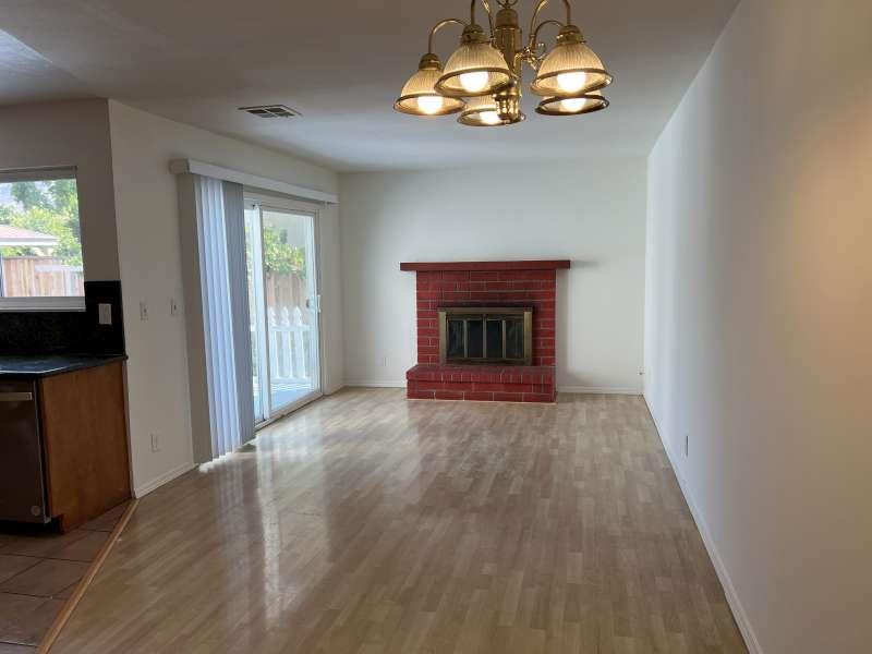 Detail Gallery Image 6 of 19 For 425 Clauser Dr, Milpitas,  CA 95035 - 4 Beds | 2 Baths