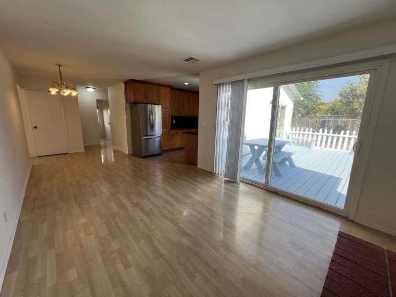 Detail Gallery Image 7 of 19 For 425 Clauser Dr, Milpitas,  CA 95035 - 4 Beds | 2 Baths