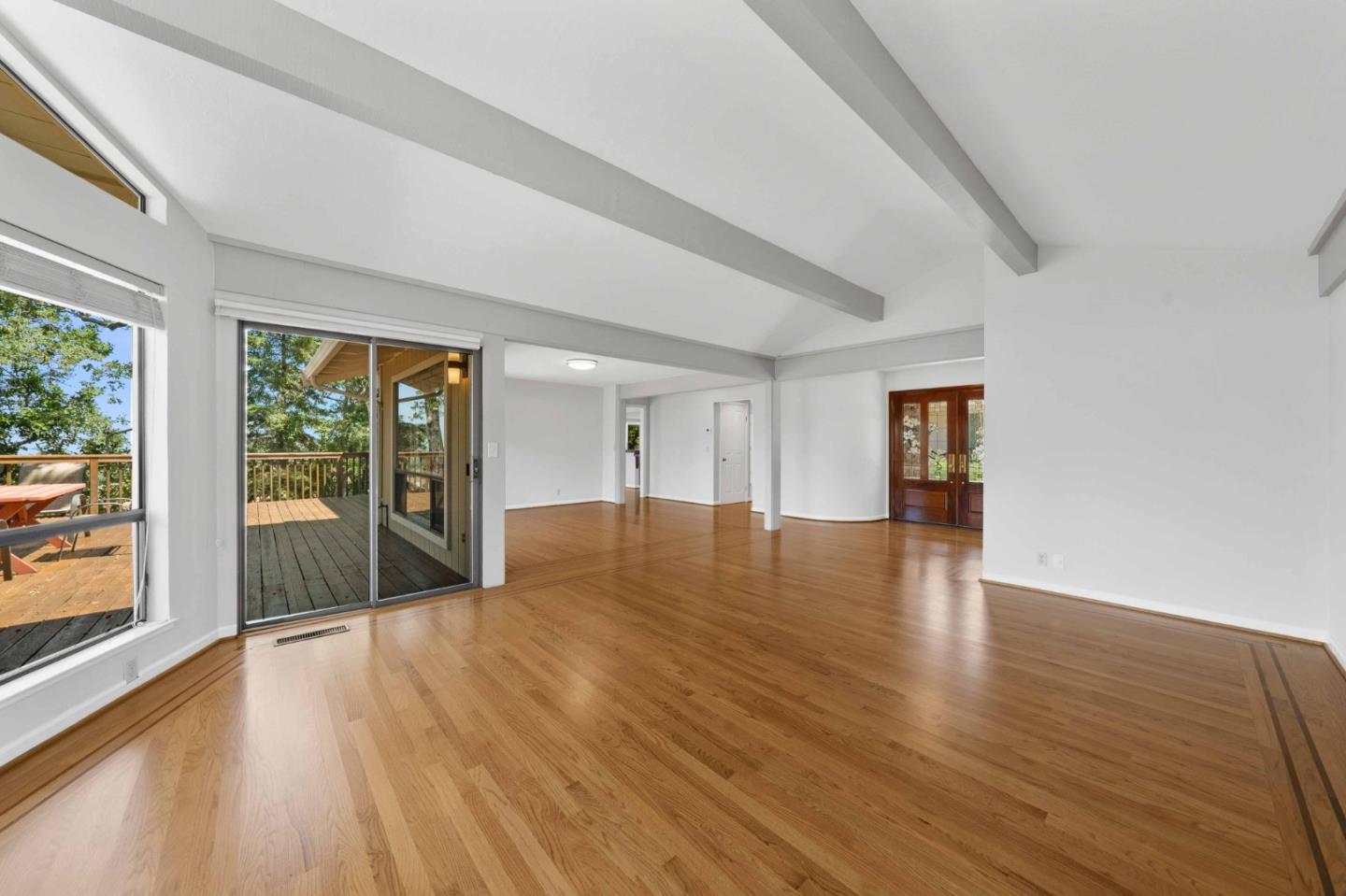 Detail Gallery Image 11 of 55 For 7175 Red Holly Ct, San Jose,  CA 95120 - 4 Beds | 2/1 Baths