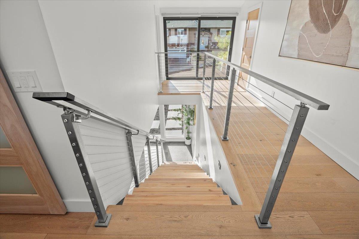 Detail Gallery Image 11 of 54 For 865 Somerset Ct, San Carlos,  CA 94070 - 5 Beds | 3 Baths