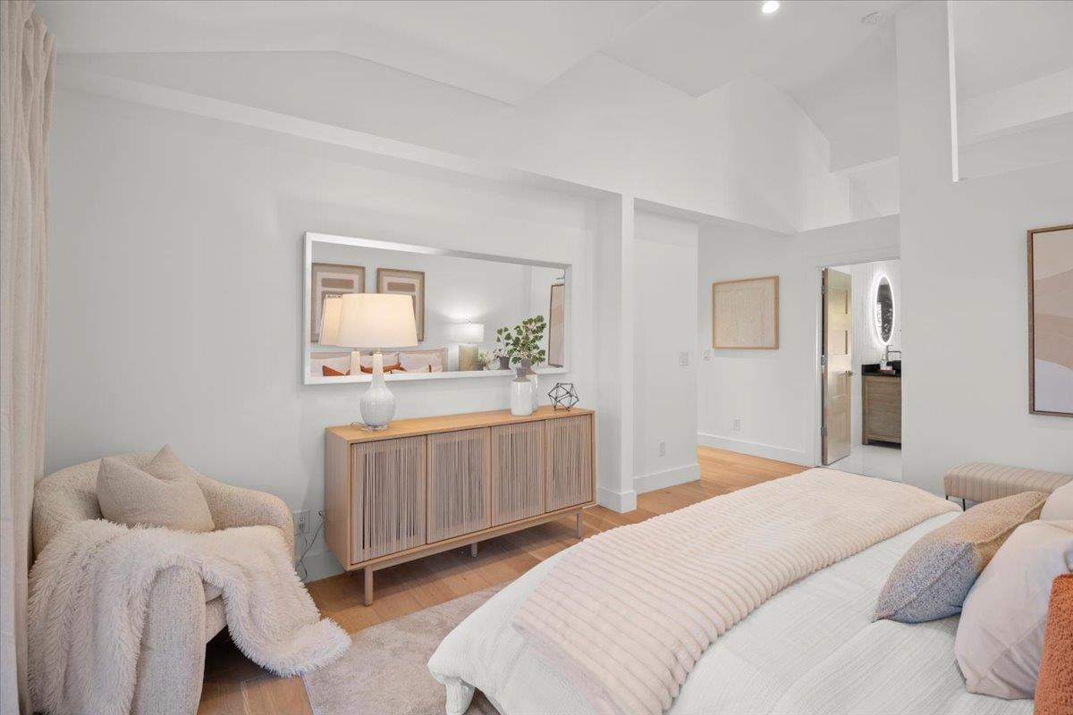 Detail Gallery Image 27 of 54 For 865 Somerset Ct, San Carlos,  CA 94070 - 5 Beds | 3 Baths