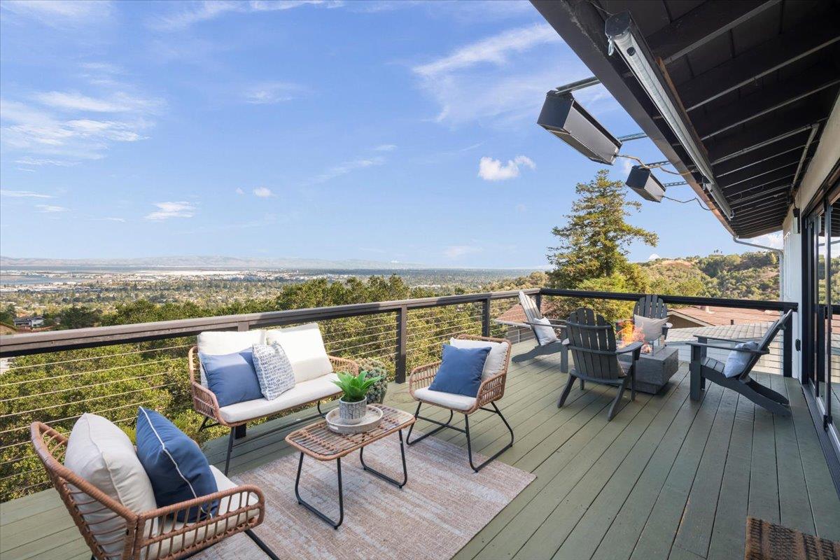 Detail Gallery Image 42 of 54 For 865 Somerset Ct, San Carlos,  CA 94070 - 5 Beds | 3 Baths