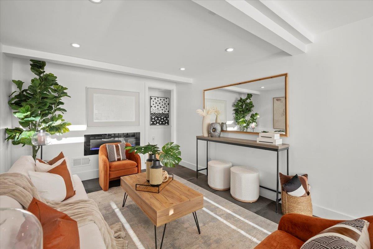 Detail Gallery Image 8 of 54 For 865 Somerset Ct, San Carlos,  CA 94070 - 5 Beds | 3 Baths