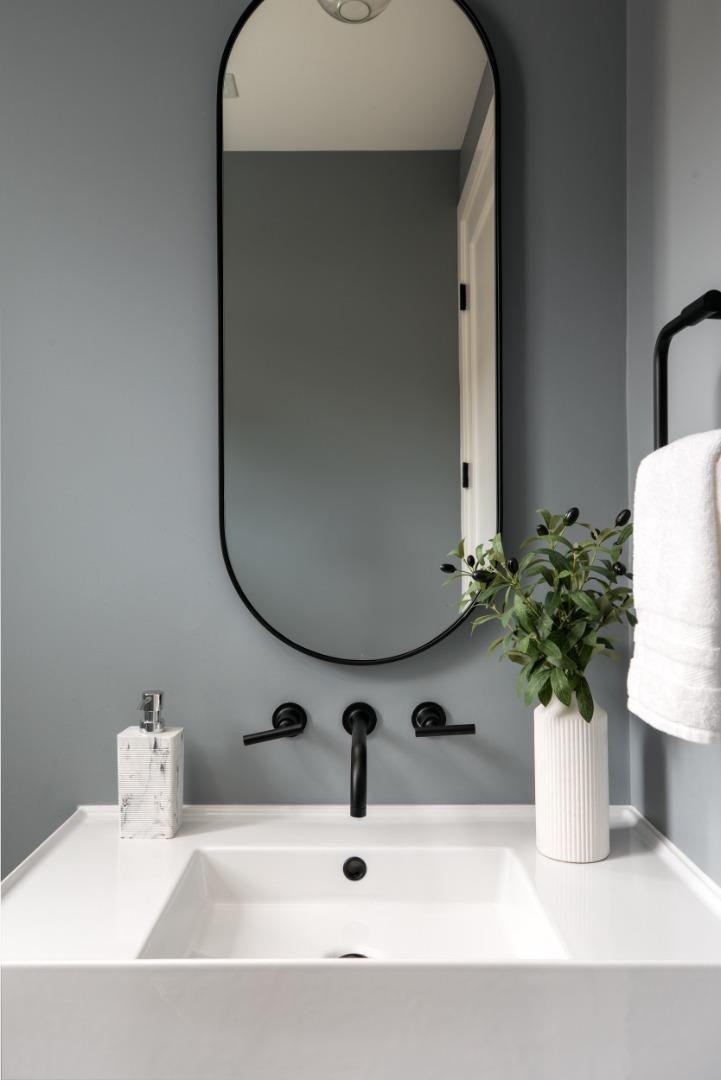 Detail Gallery Image 12 of 42 For 737 Linden Ave, Burlingame,  CA 94010 - – Beds | – Baths