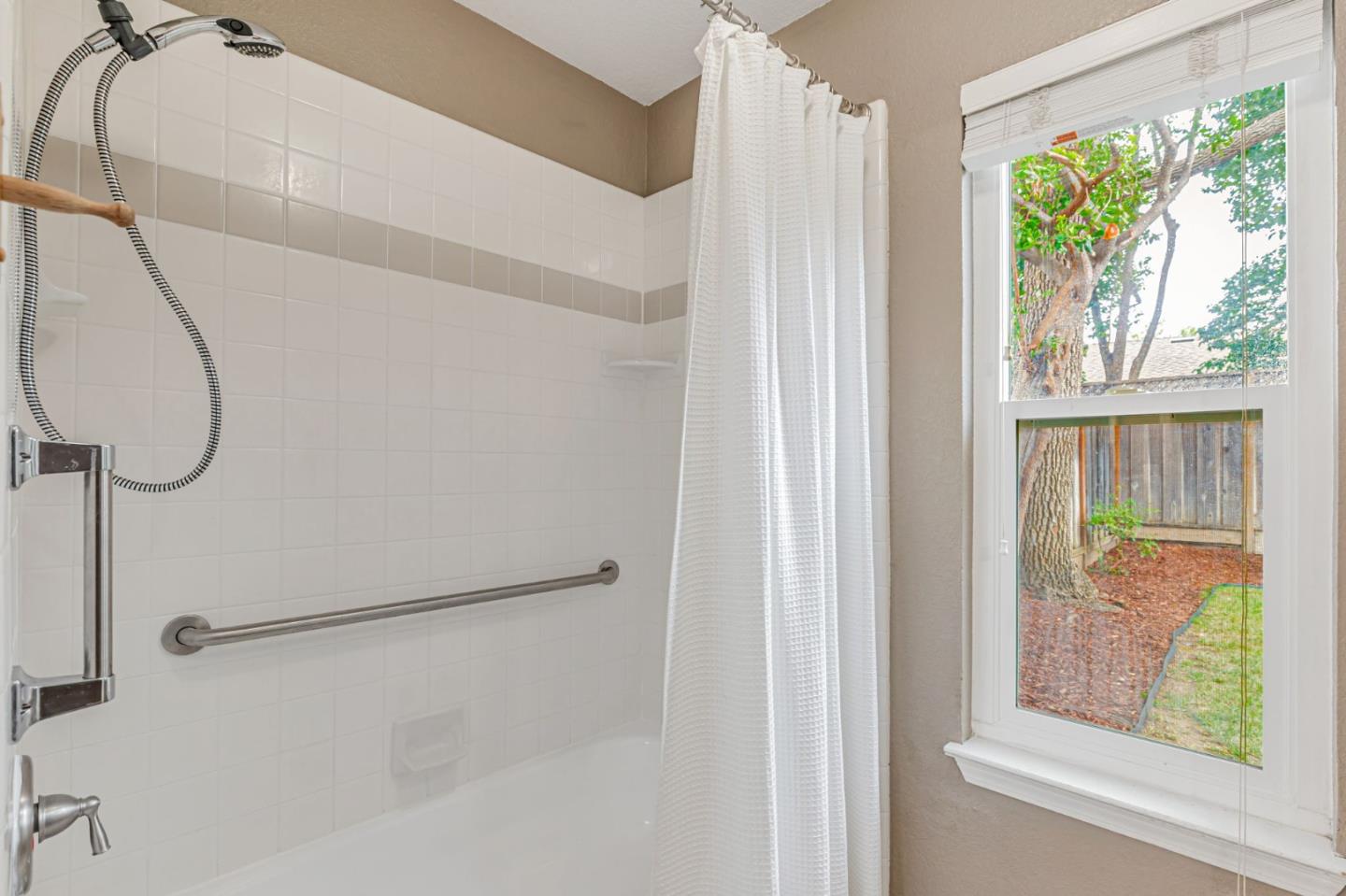 Detail Gallery Image 31 of 46 For 1143 Lerma Ln, Gilroy,  CA 95020 - 3 Beds | 2 Baths