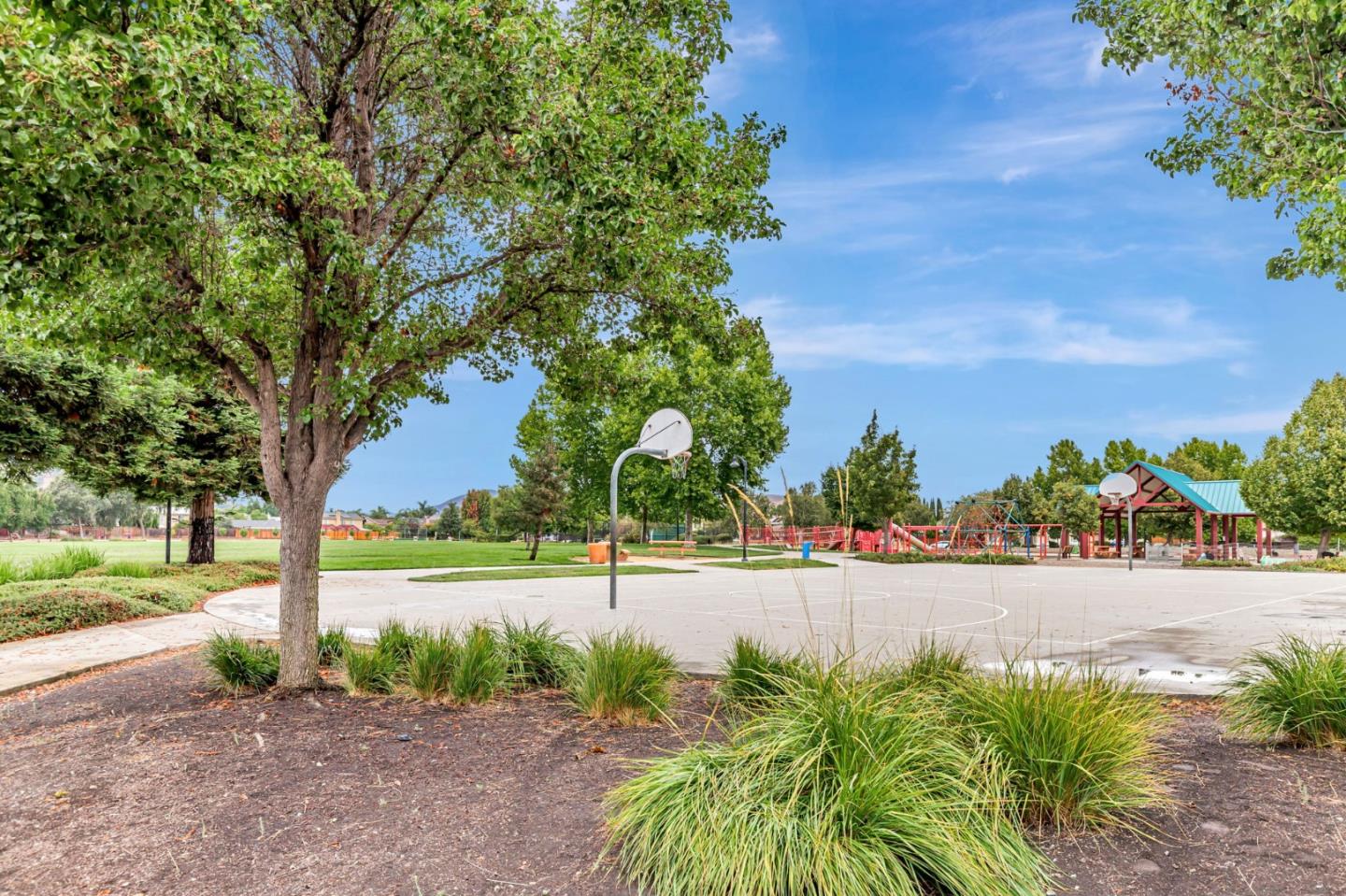Detail Gallery Image 44 of 46 For 1143 Lerma Ln, Gilroy,  CA 95020 - 3 Beds | 2 Baths