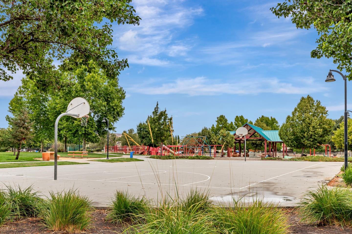 Detail Gallery Image 45 of 46 For 1143 Lerma Ln, Gilroy,  CA 95020 - 3 Beds | 2 Baths