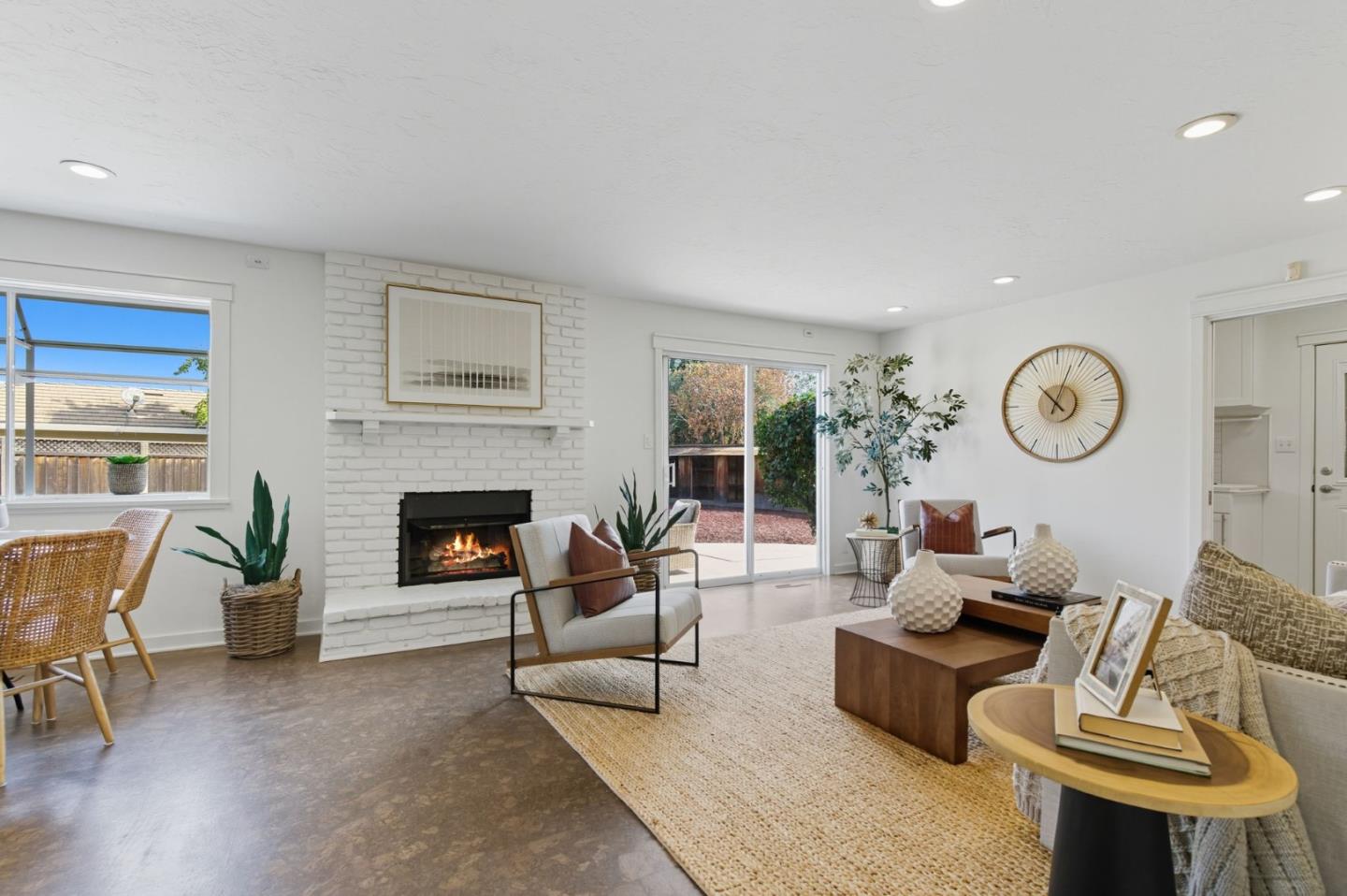 Detail Gallery Image 19 of 51 For 19921 Charters Ave, Saratoga,  CA 95070 - 5 Beds | 3 Baths