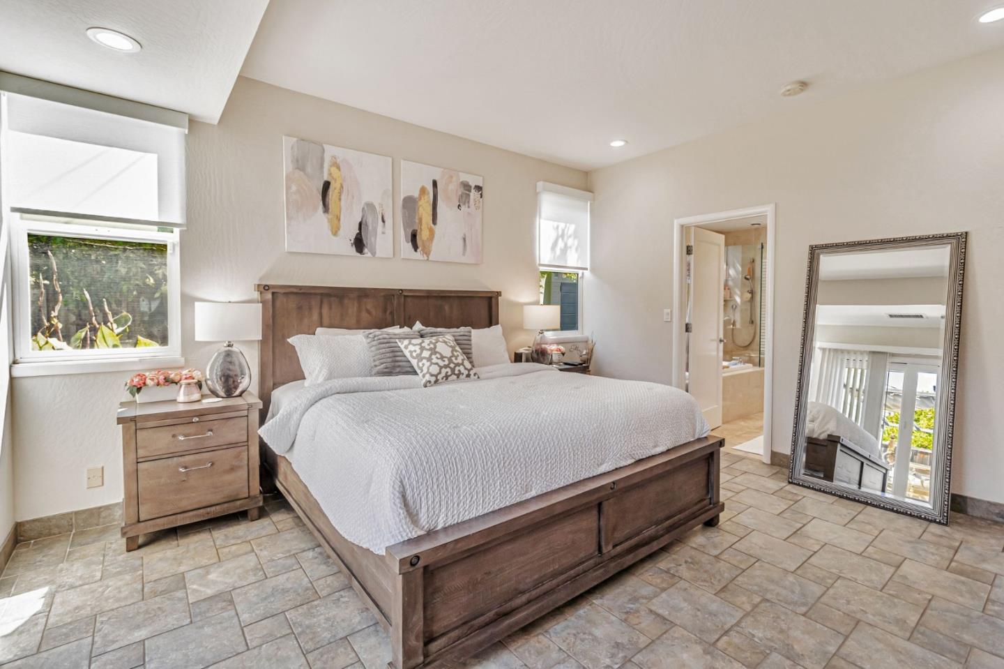 Detail Gallery Image 22 of 37 For 112 F St, Redwood City,  CA 94063 - 3 Beds | 2 Baths
