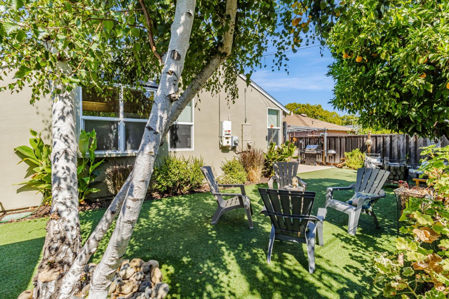 Detail Gallery Image 34 of 37 For 112 F St, Redwood City,  CA 94063 - 3 Beds | 2 Baths
