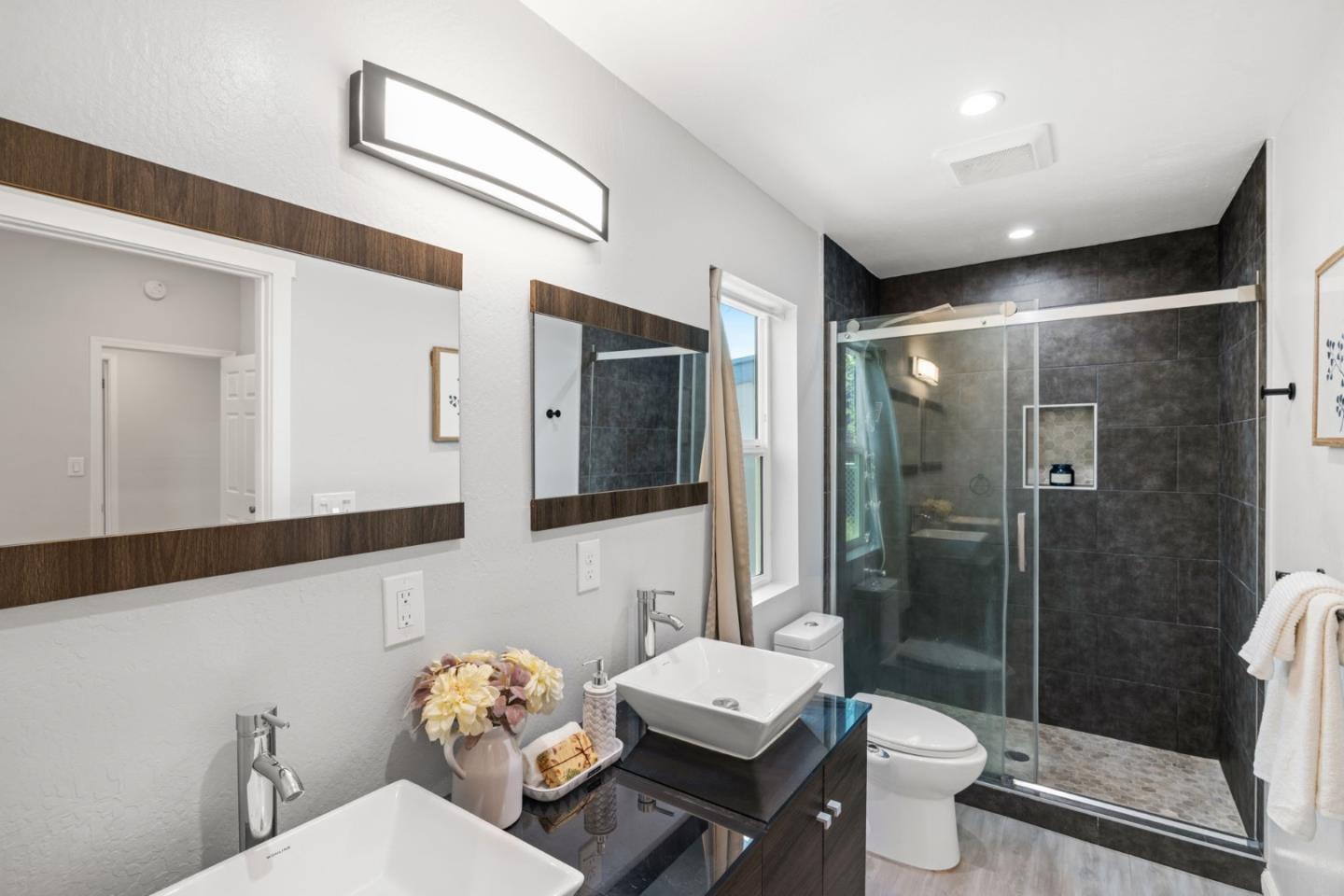 Detail Gallery Image 22 of 27 For 1935 Jackson St, Santa Clara,  CA 95050 - 3 Beds | 2 Baths