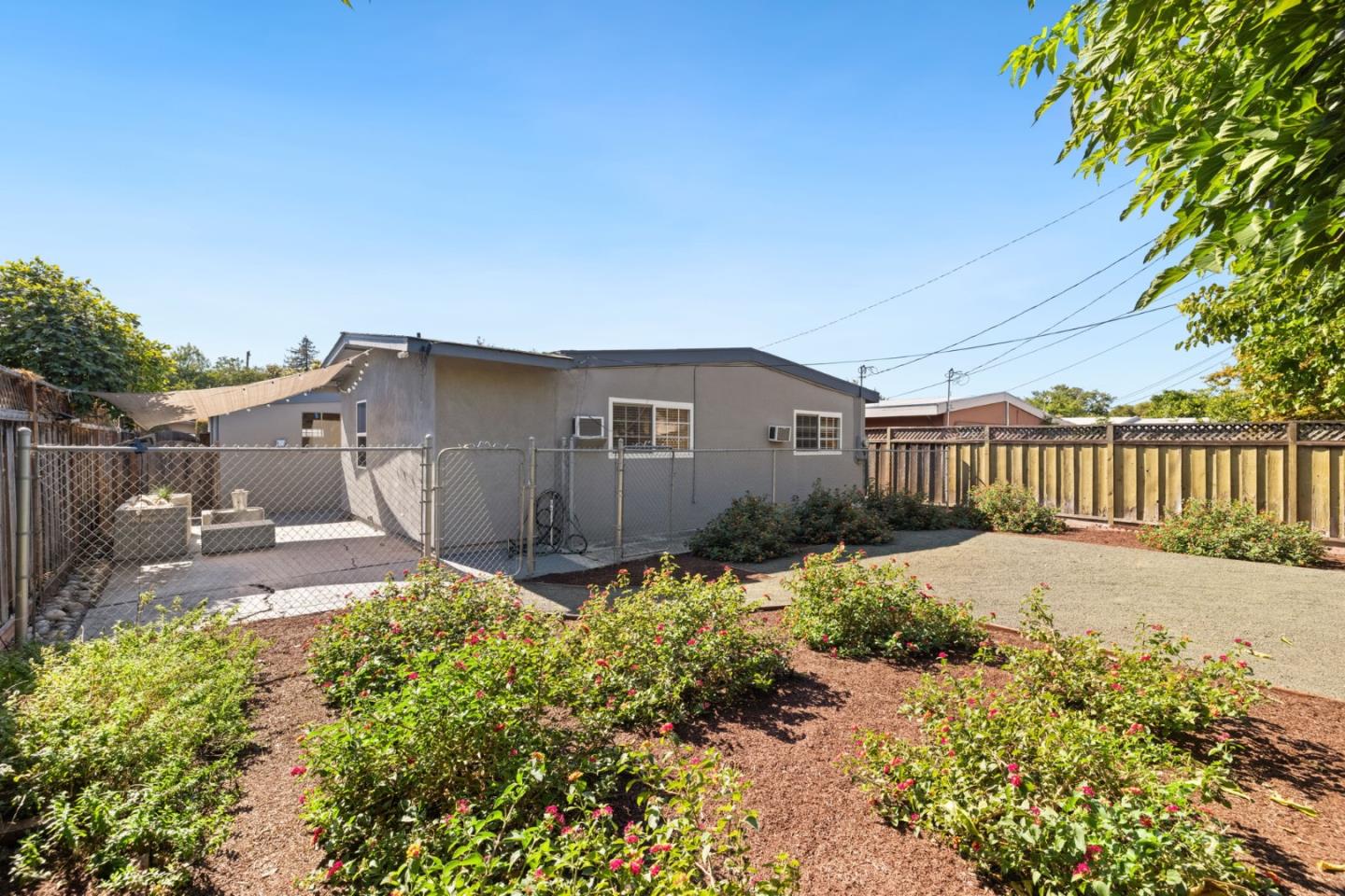 Detail Gallery Image 27 of 27 For 1935 Jackson St, Santa Clara,  CA 95050 - 3 Beds | 2 Baths