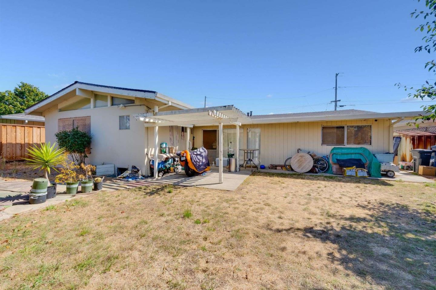 Detail Gallery Image 17 of 21 For 229 Bronson St, Watsonville,  CA 95076 - 3 Beds | 2 Baths