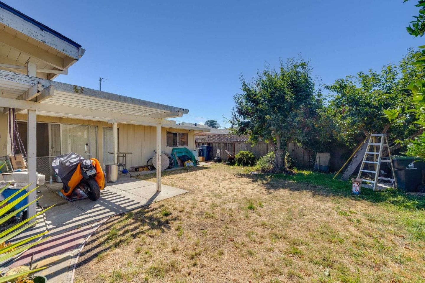 Detail Gallery Image 18 of 21 For 229 Bronson St, Watsonville,  CA 95076 - 3 Beds | 2 Baths