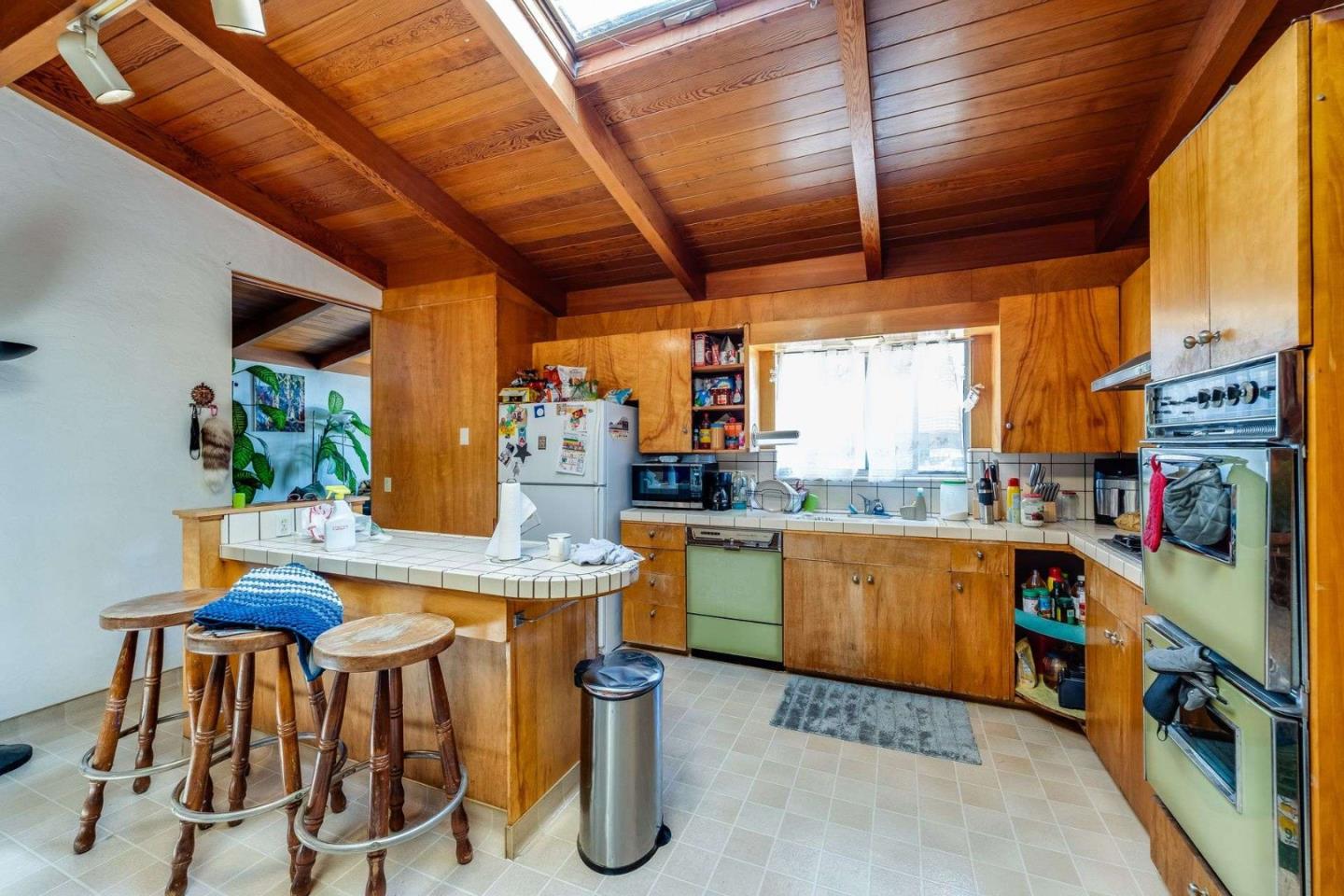Detail Gallery Image 6 of 21 For 229 Bronson St, Watsonville,  CA 95076 - 3 Beds | 2 Baths