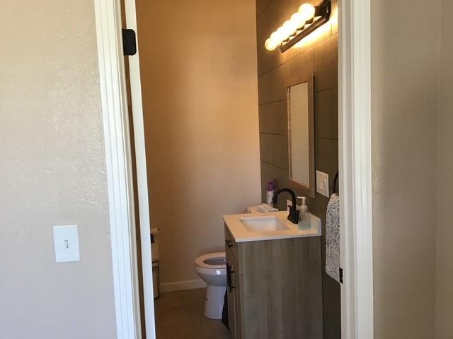 Detail Gallery Image 14 of 19 For 527 Canal School Rd, Newman,  CA 95360 - 5 Beds | 2/1 Baths