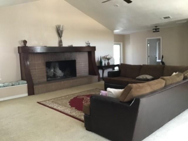 Detail Gallery Image 9 of 19 For 527 Canal School Rd, Newman,  CA 95360 - 5 Beds | 2/1 Baths