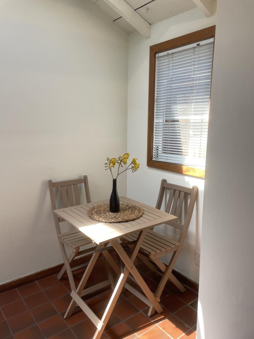 Detail Gallery Image 7 of 19 For 750 37th Ave #B,  Santa Cruz,  CA 95062 - 1 Beds | 1 Baths