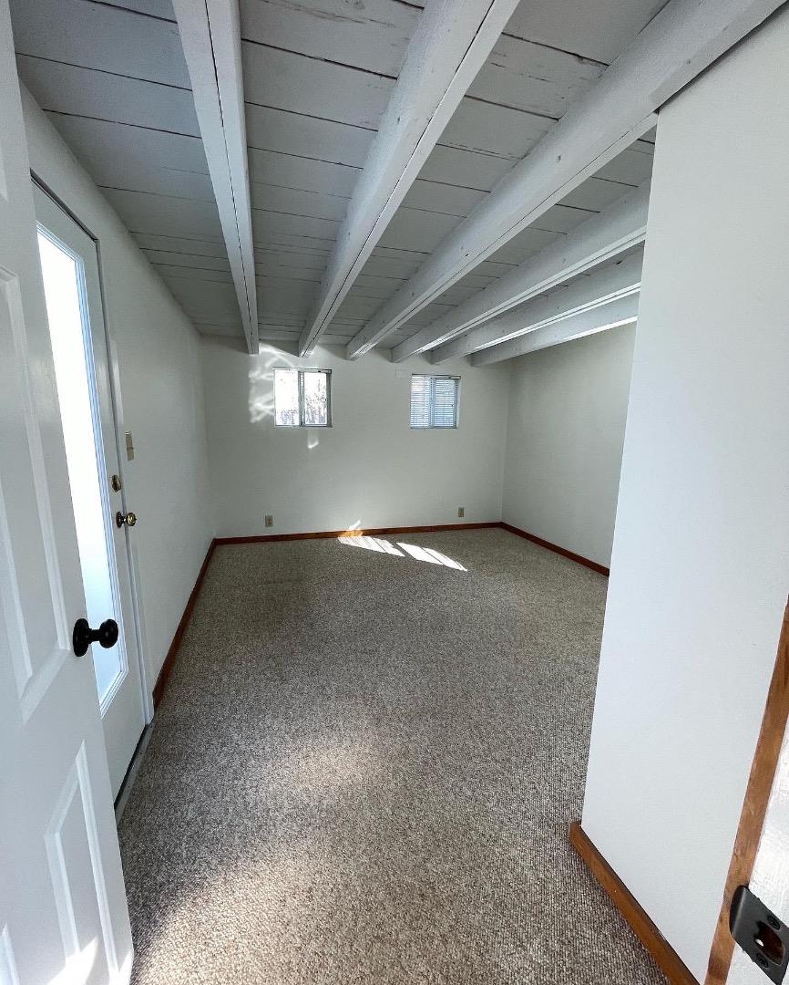 Detail Gallery Image 8 of 19 For 750 37th Ave #B,  Santa Cruz,  CA 95062 - 1 Beds | 1 Baths