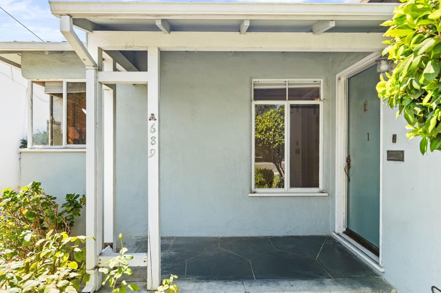 Detail Gallery Image 4 of 28 For 689 N 16th St, San Jose,  CA 95112 - 3 Beds | 2/1 Baths