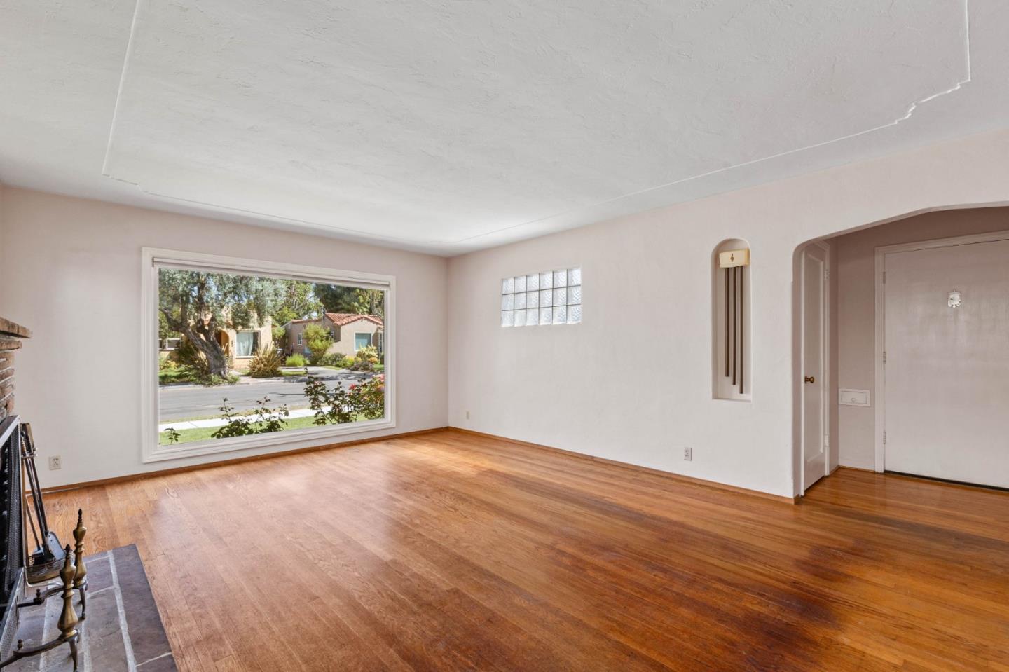Detail Gallery Image 7 of 28 For 689 N 16th St, San Jose,  CA 95112 - 3 Beds | 2/1 Baths