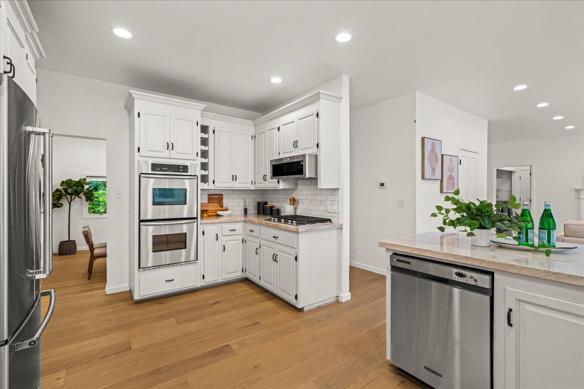 Detail Gallery Image 14 of 52 For 255 Cresci Rd, Los Gatos,  CA 95033 - 4 Beds | 3 Baths
